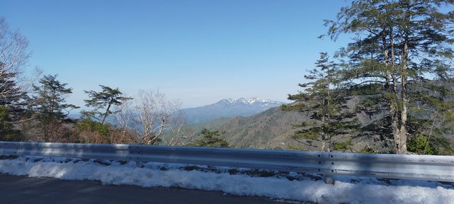 641号 初夏の奥日光風景 01_金精峠からの上州武尊b