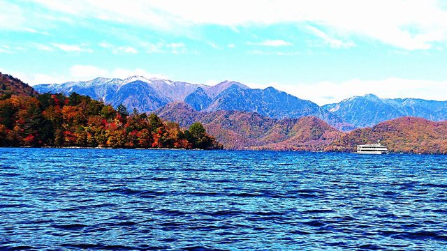 703 RƐFZȂ锪o 03_ΐ̕i